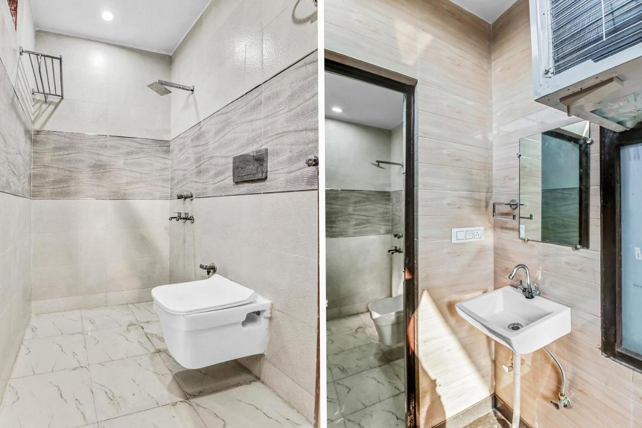 ניו דלהי Flagship Hotel Secret Mirage Near Rithala Metro Station מראה חיצוני תמונה