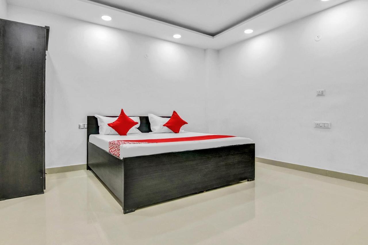 ניו דלהי Flagship Hotel Secret Mirage Near Rithala Metro Station מראה חיצוני תמונה