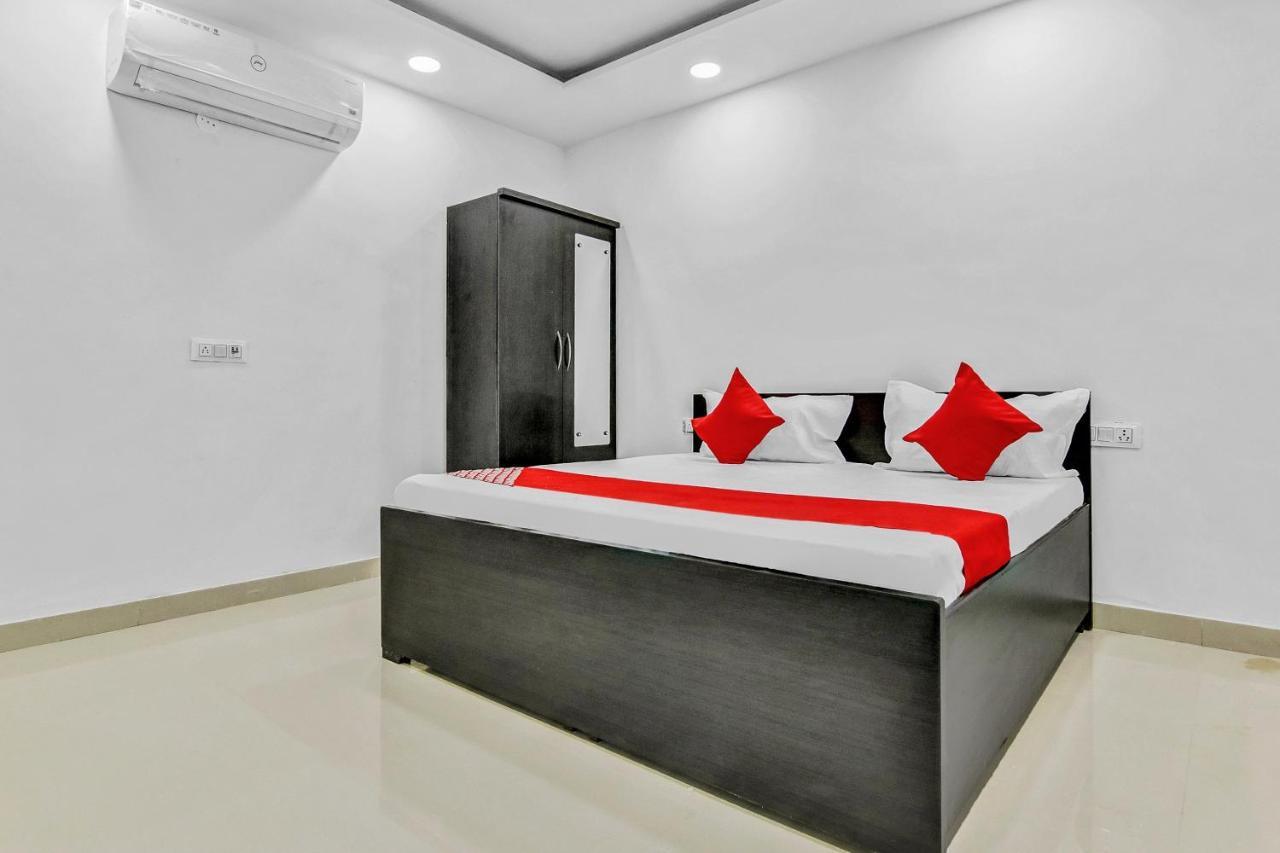 ניו דלהי Flagship Hotel Secret Mirage Near Rithala Metro Station מראה חיצוני תמונה